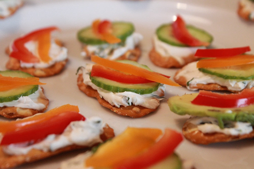 Veggie Pretzel Bites with Basil Cream Cheese