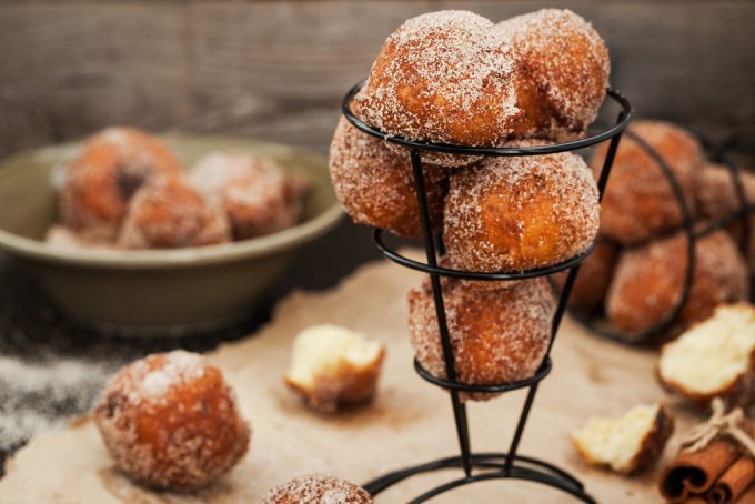 Easy Cinnamon Sugar Air Fryer Donuts