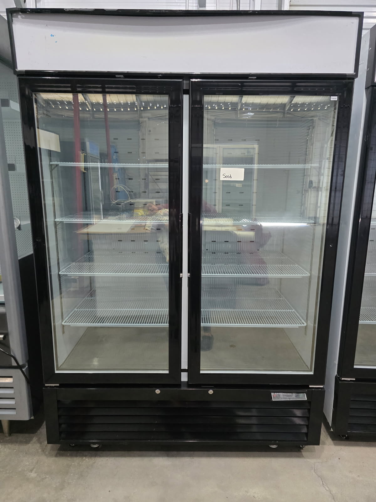 Commercial Freezers & Refrigerators